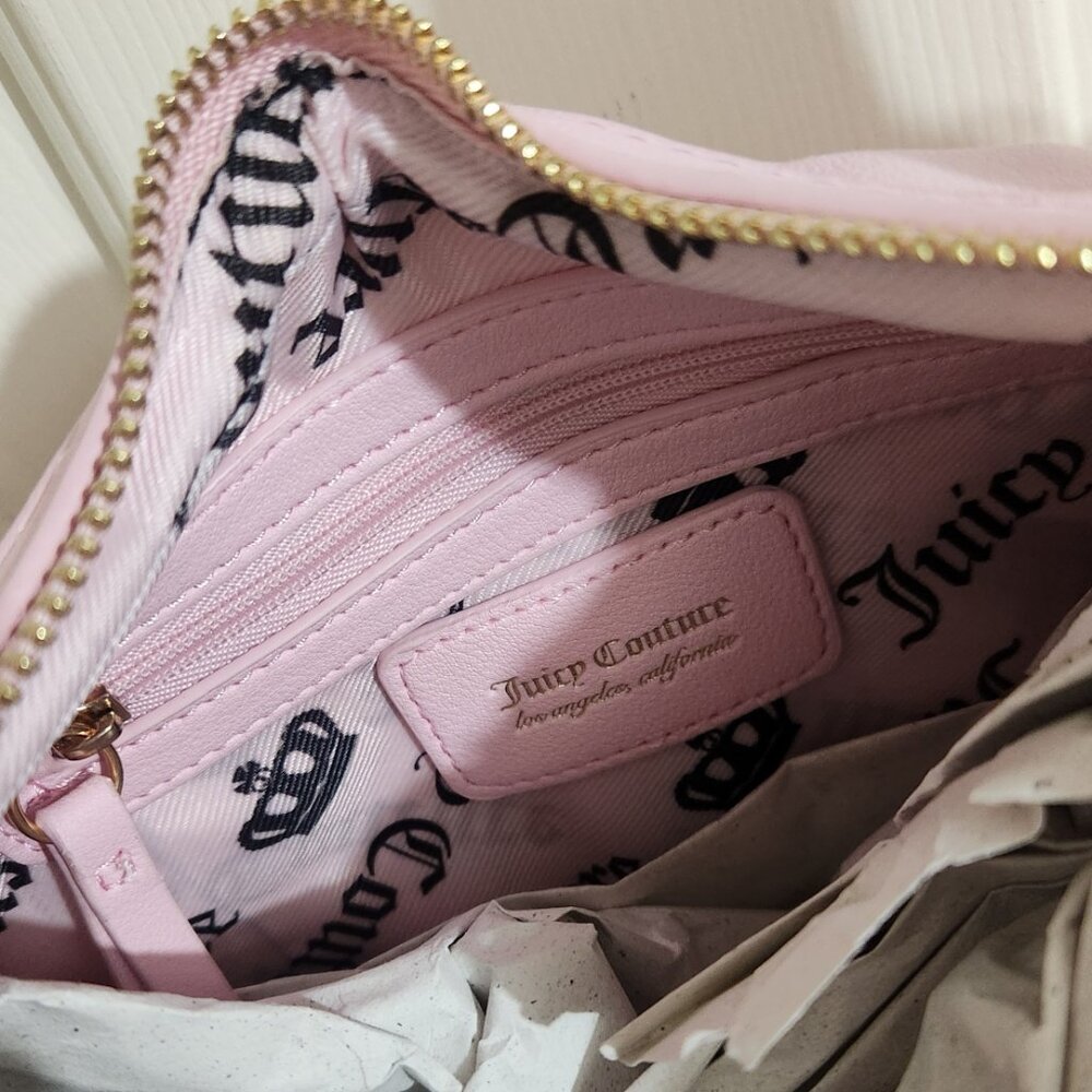 Juicy Couture Pale Pink Quilted Shoulder Bag with Gold Hardware - Picture 8 of 9